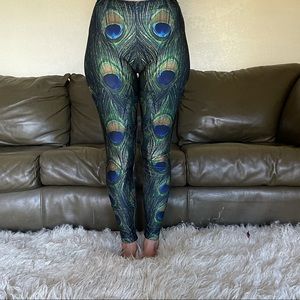 Blackmilk peacock leggings in Medium